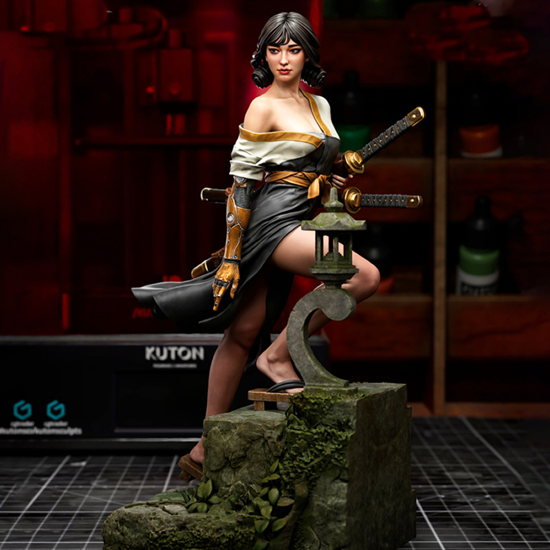Model Kit Figure - 3 Styles Game Character 6642 Kira
