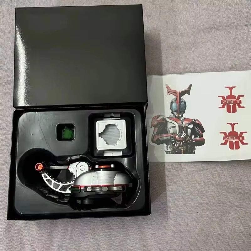 Kamen Rider Kabuto CSM 2.0 Dri - огляд і ціна Model Kit Japan