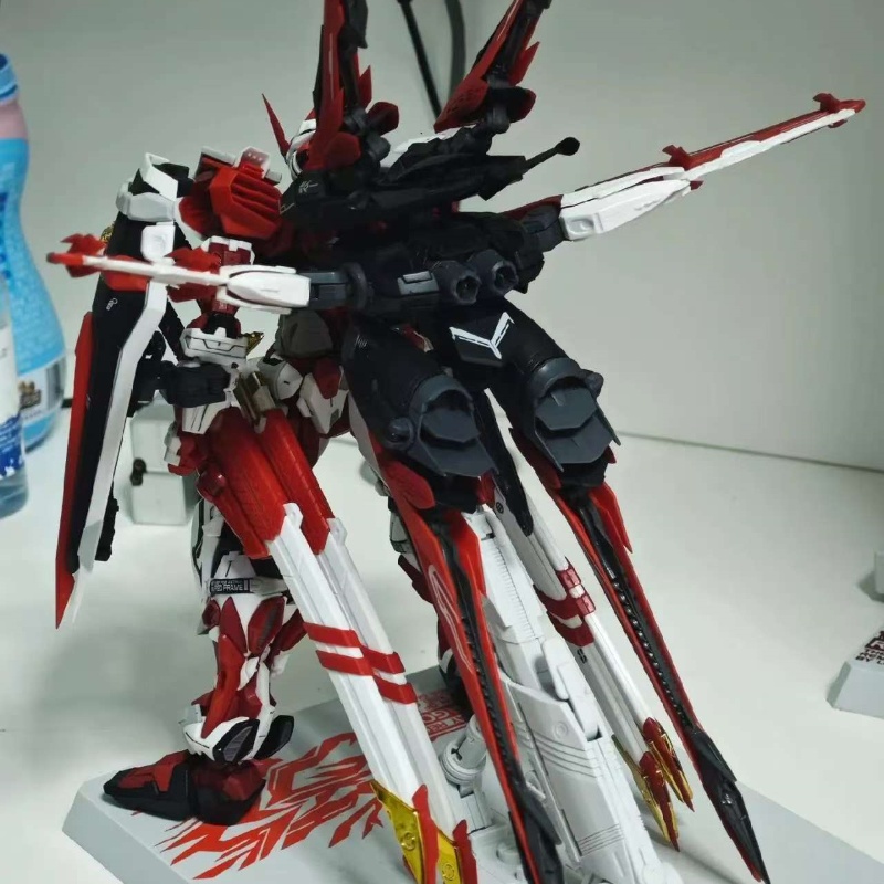 Astray Red Frame Model-58 1/14 - огляд і ціна Model Kit Oberon