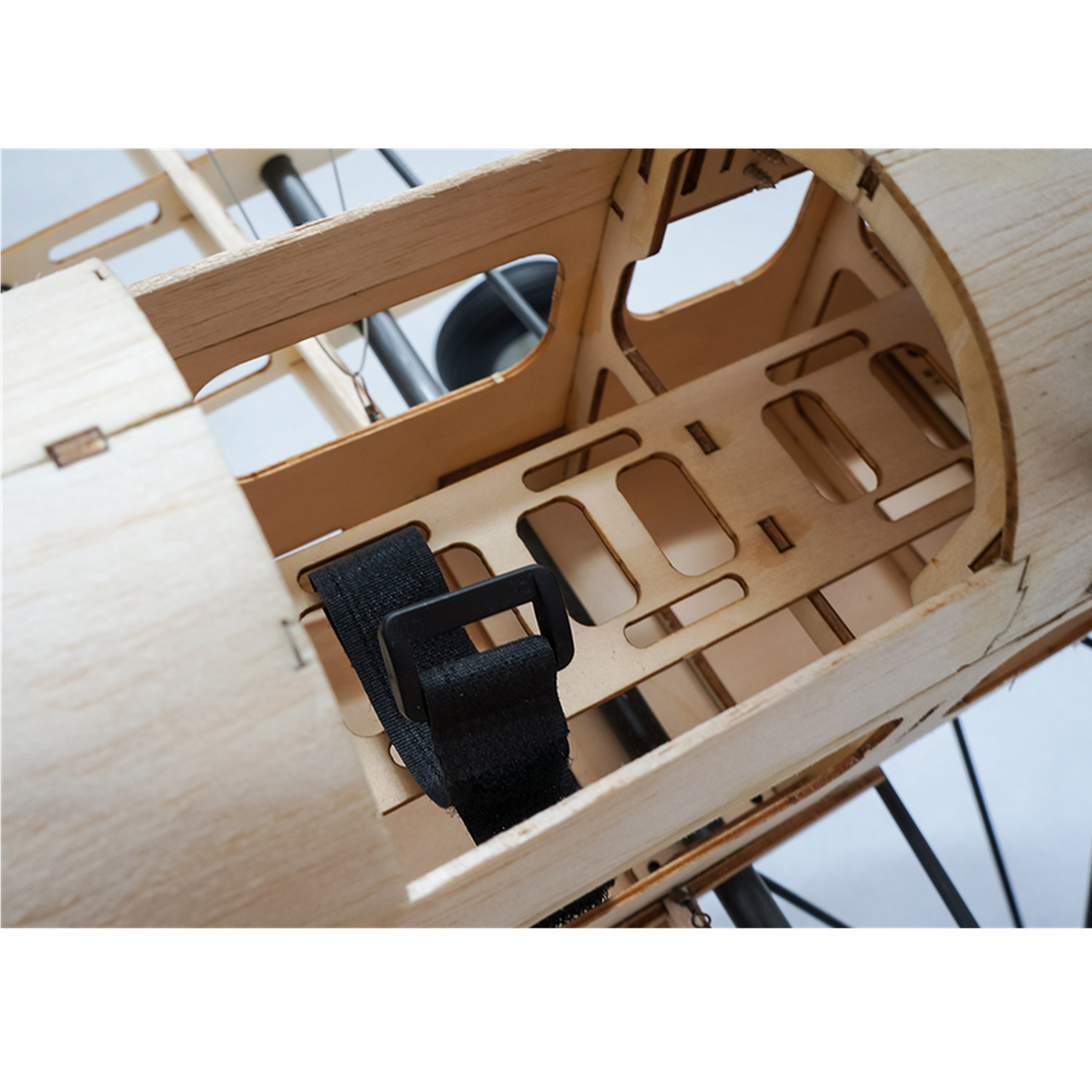 RC AirPlanes Laser Cut Balsa W - огляд і ціна Model Kit Planes