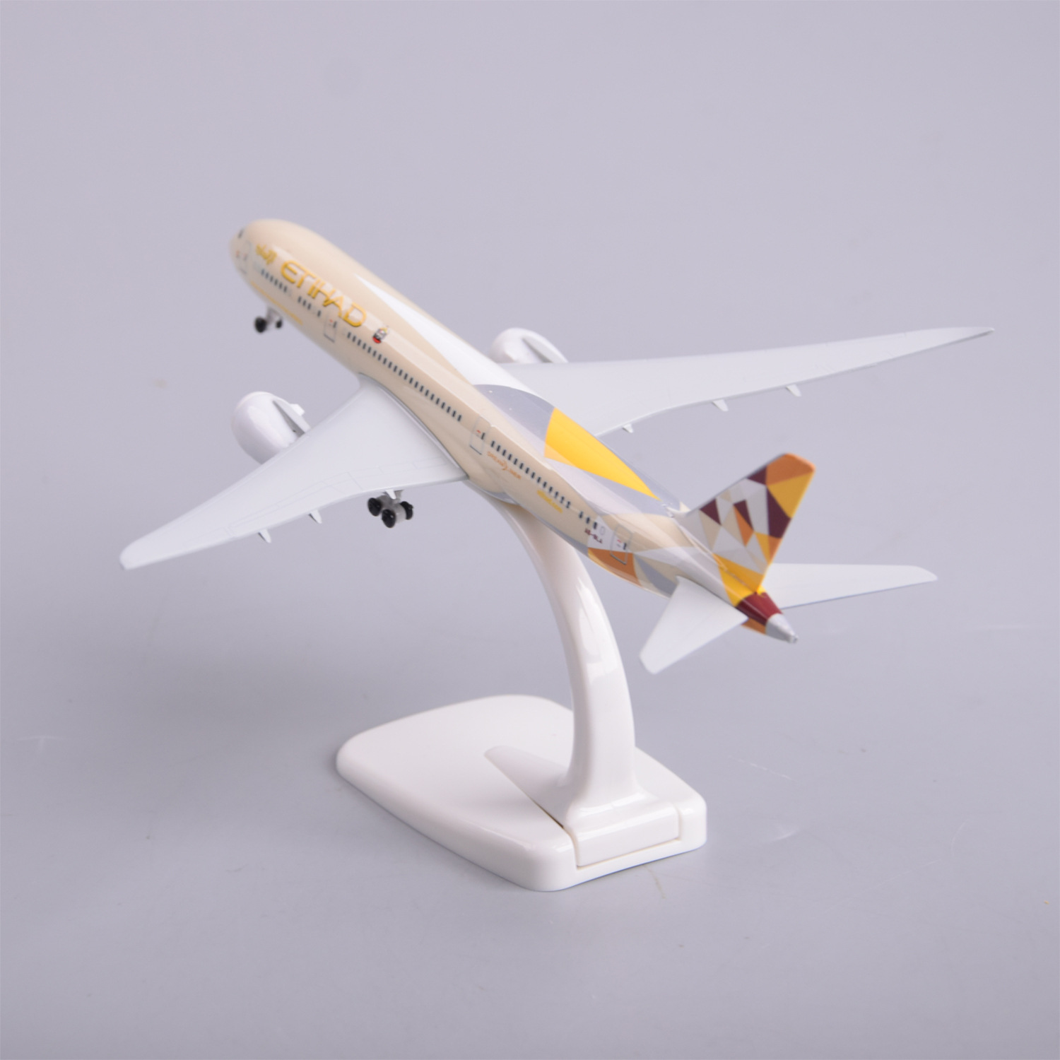 1/300 Scale 20cm Etihad B787 D - огляд і ціна Model Kit Planes