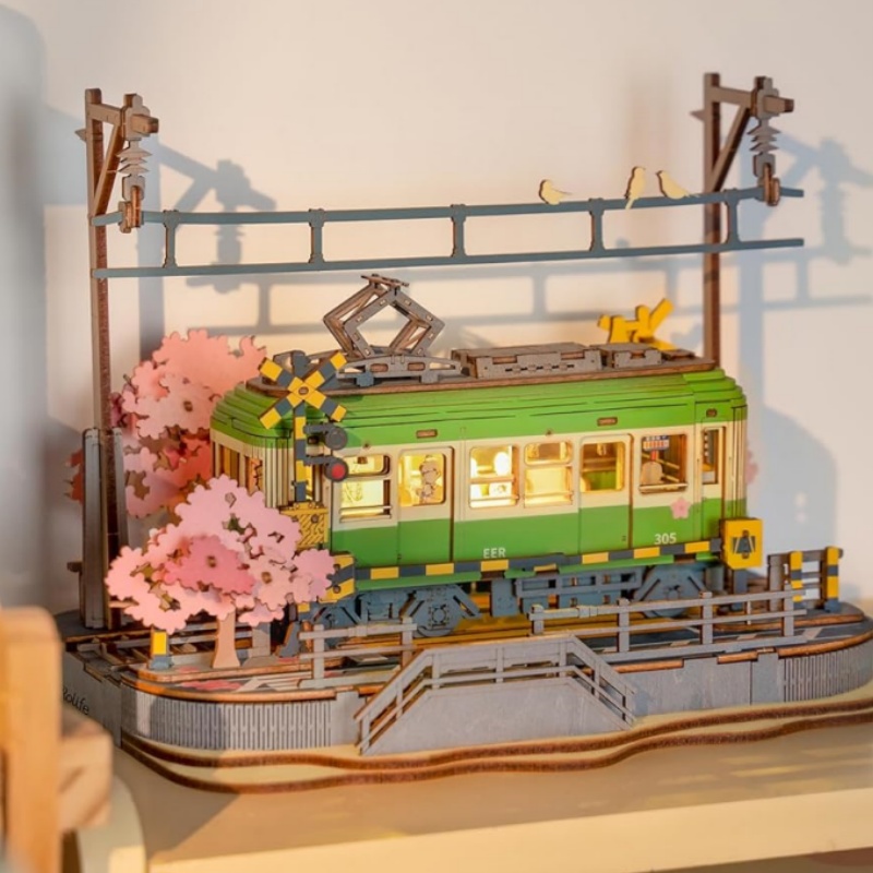Rolife Sakura Journey Tram 3D  - огляд і ціна Model Kit Japanese